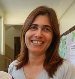 PATRÍCIA MARIA DOS SANTOS FERREIRA - Professora de Educação Física 